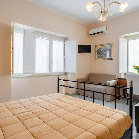 Frühstückspension Cumpari Turiddu 3*